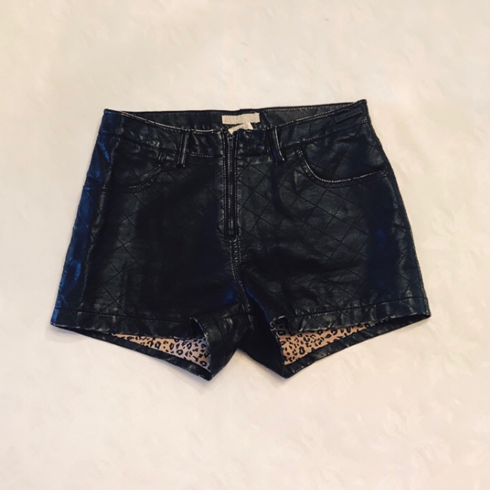 High rise faux leather black zip up shorts